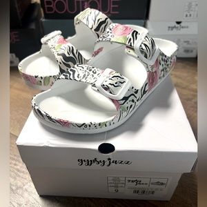 Gypsy Jazz Mama Mia size 9